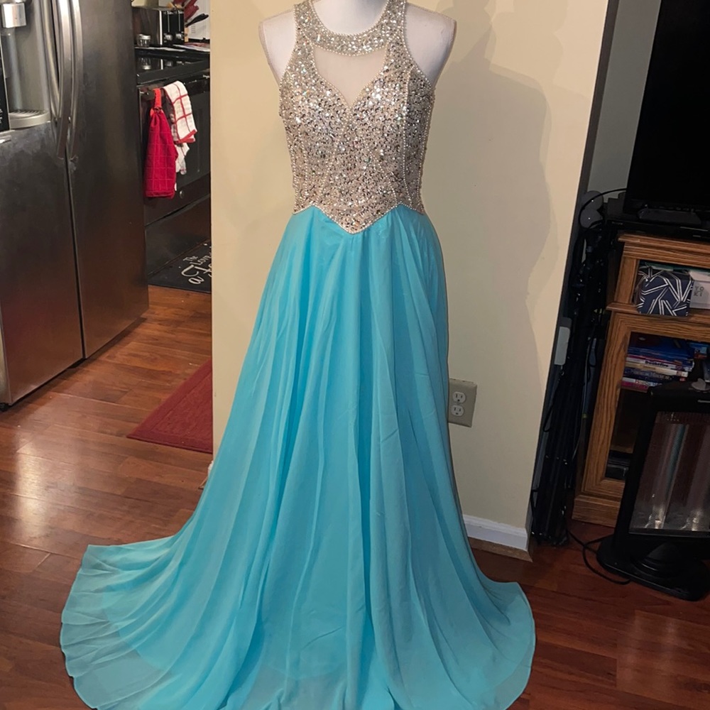 NEW JazlynBride gown